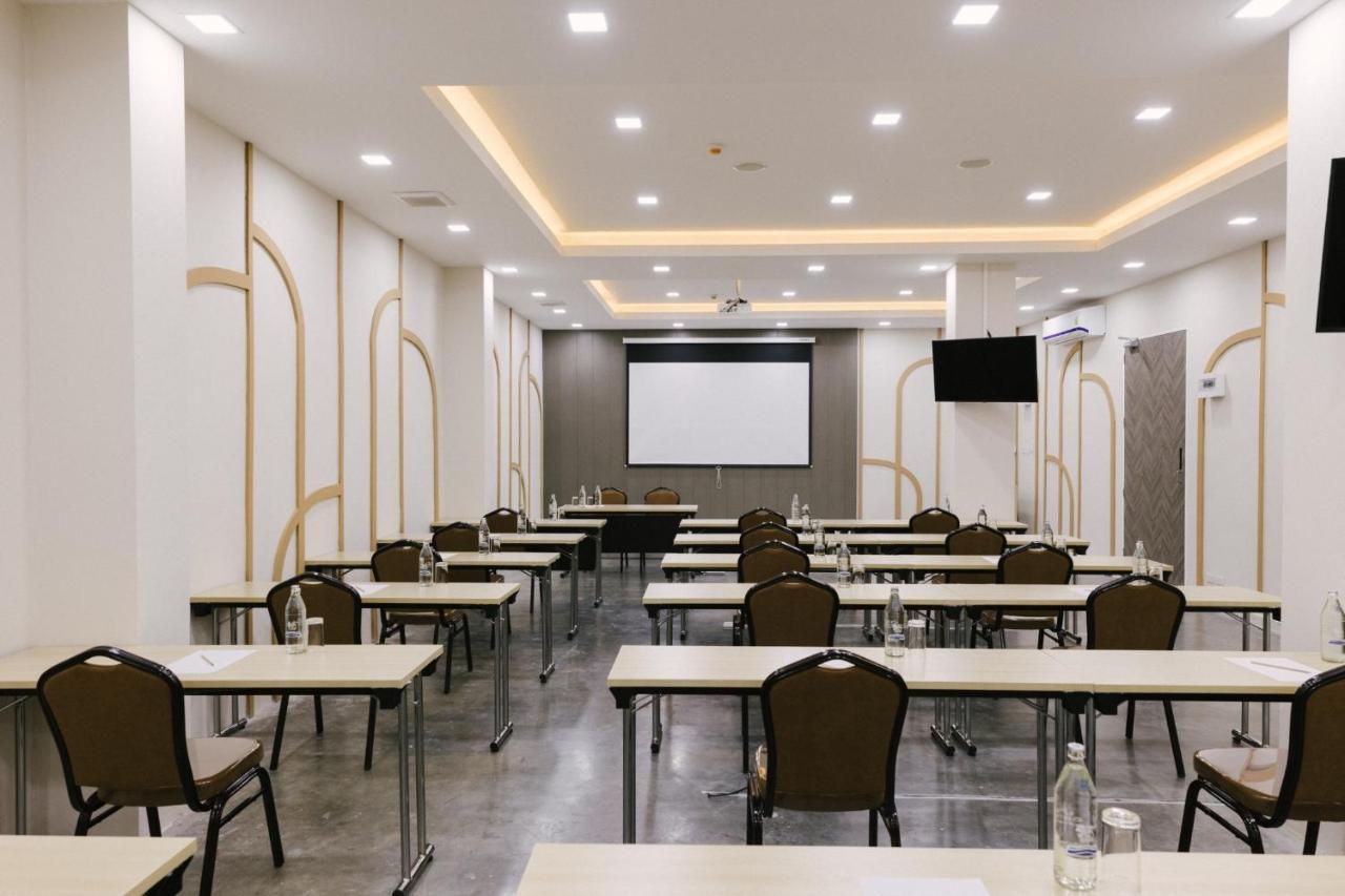 Nappiness Hotel - Sha Extraplus Банкок Екстериор снимка