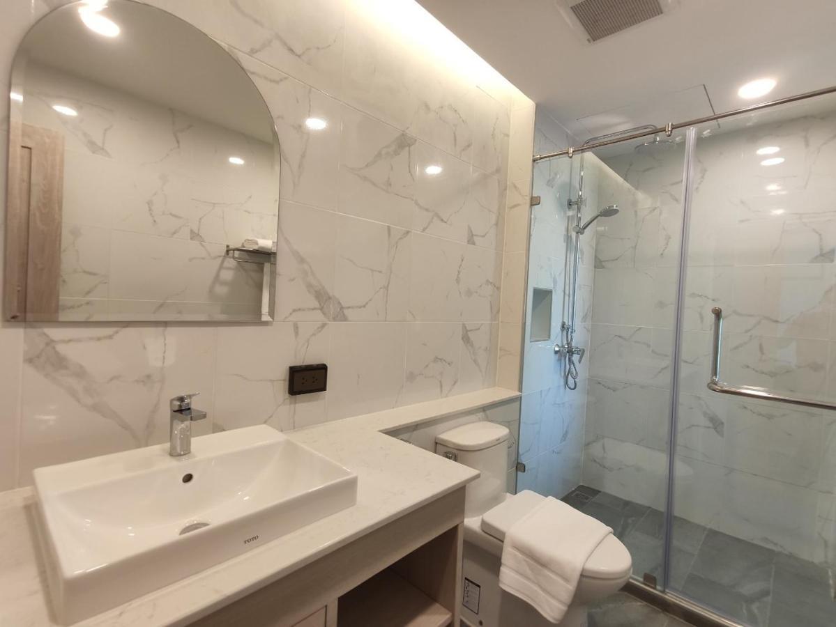 Nappiness Hotel - Sha Extraplus Банкок Екстериор снимка
